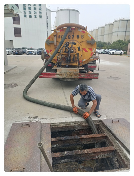 山阳隔油池清掏